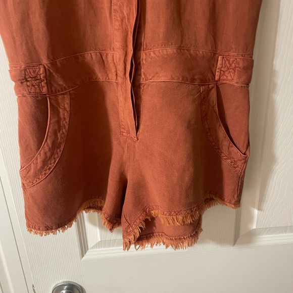 YOUNG FABULOUS & BROKE YFB LINEN BLEND FELIX PAPRIKA ROMPER - XS - Picture 4 of 9